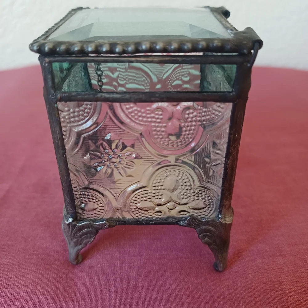 J Devlin Jewelry Keepsake Trinket Box Glass & Metal Friends Charm Vintage 2000